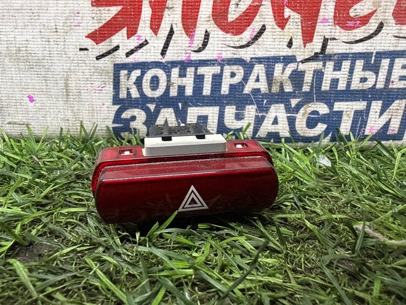 Кнопка аварийной сигнализации SUBARU FORESTER SH5 EJ204 (б/у)