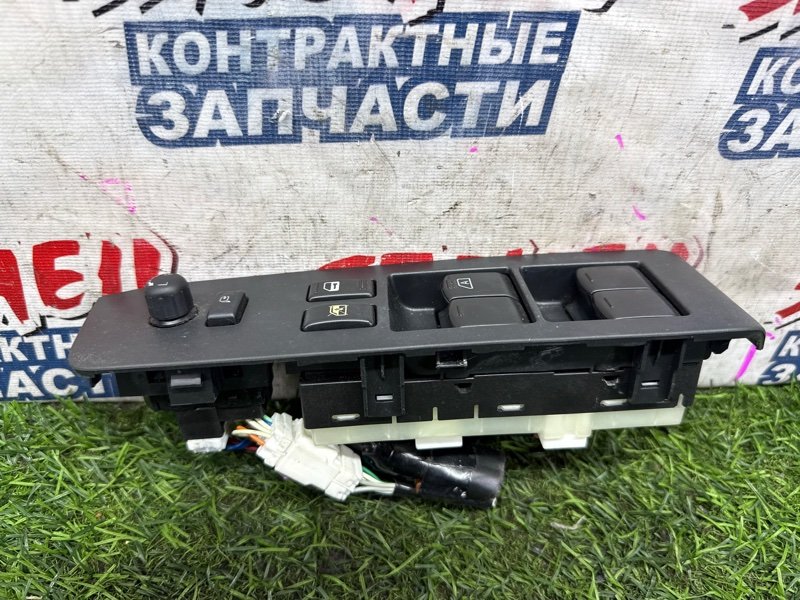 Блок упр. стеклоподъемниками NISSAN X-TRAIL NT31 MR20DE (б/у)