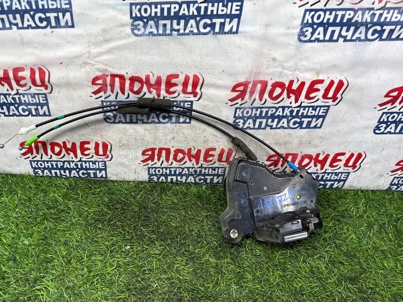 Замок двери TOYOTA COROLLA RUMION NZE151 1NZ-FE передний правый (б/у)