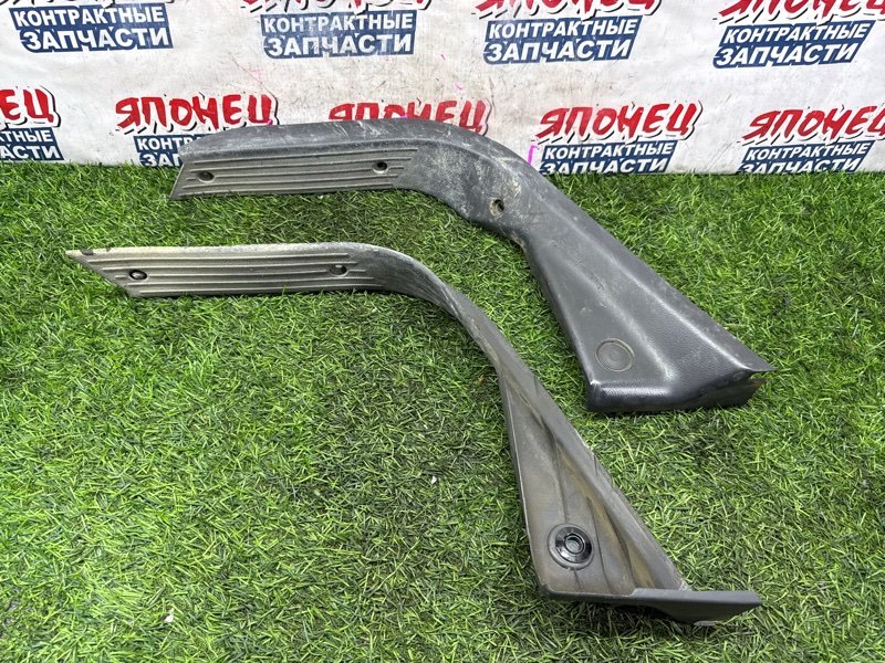 Накладка на порог TOYOTA LITEACE S412M 3SZ-VE передняя (б/у)