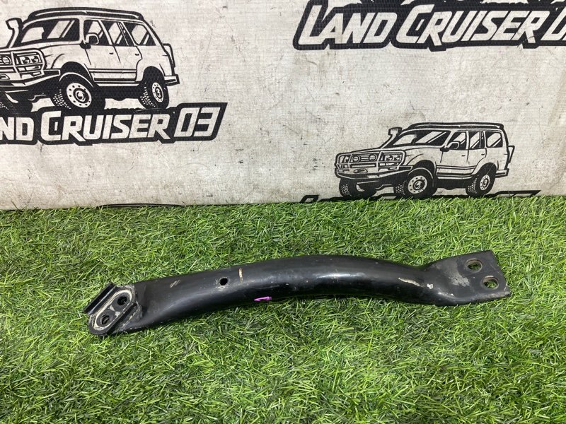 Крепление балки подвески TOYOTA LAND CRUISER PRADO GRJ150 1GR-FE переднее (б/у)
