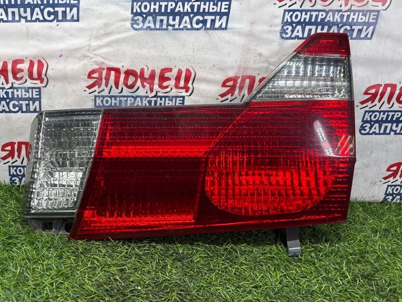 Вставка багажника TOYOTA ALPHARD ANH10 2AZ-FE задняя правая (б/у)