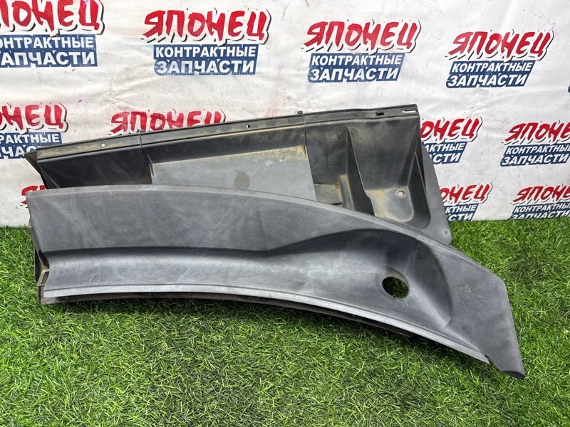 Решетка, жабо под дворники TOYOTA COROLLA RUMION NZE151 1NZ-FE правый (б/у)