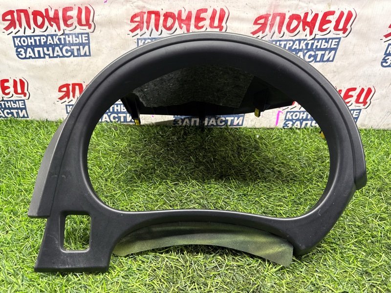 Консоль панели приборов TOYOTA RACTIS NCP120 1NZ-FE (б/у)