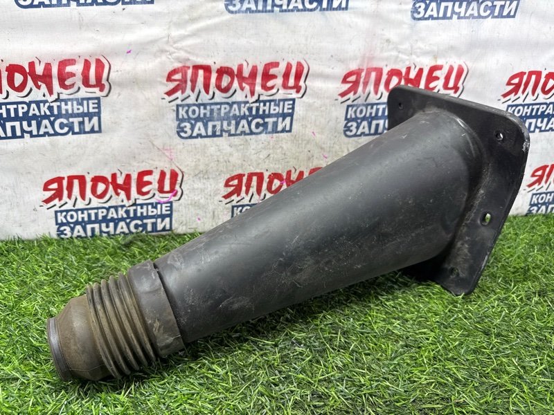 Пыльник рулевой колонки ISUZU ELF NHR69E 4JG2 (б/у)