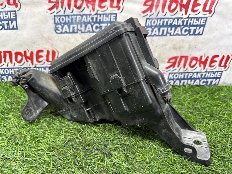 Блок предохранителей под капот TOYOTA ALPHARD ANH20 2AZ-FE (б/у)