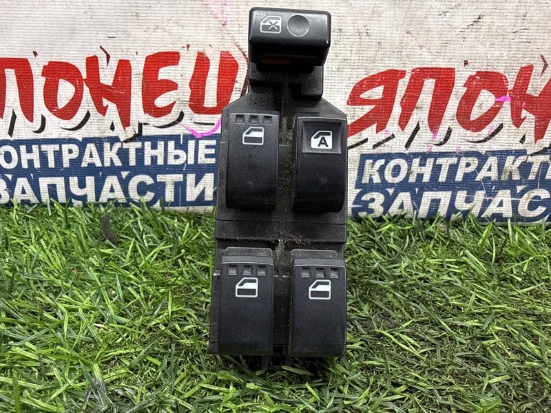 Блок упр. стеклоподъемниками TOYOTA PASSO KGC10 1KR-FE передний правый (б/у)