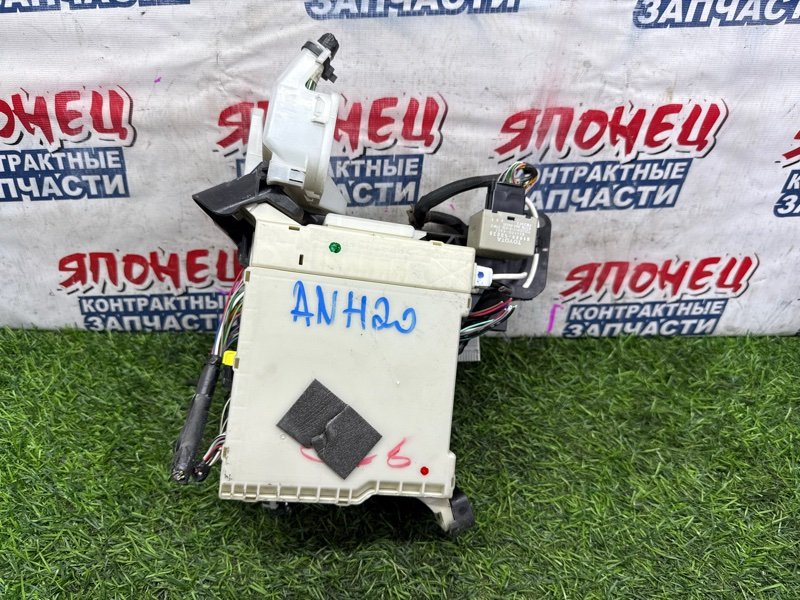 Блок предохранителей салона TOYOTA ALPHARD ANH20 2AZ-FE (б/у)