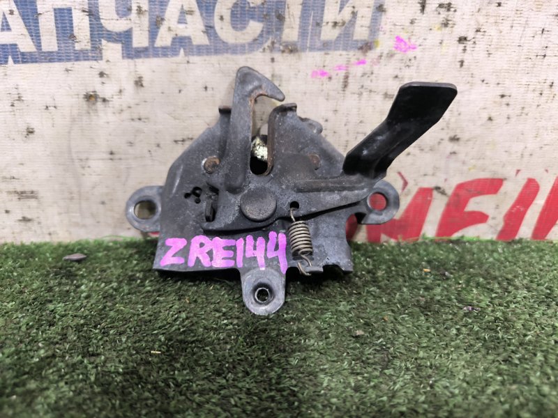 Замок капота TOYOTA COROLLA FIELDER ZRE144 2ZR-FE (б/у)