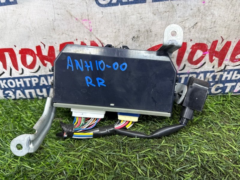 Блок управления дверьми TOYOTA ALPHARD ANH10 2AZ-FE задний правый (б/у)