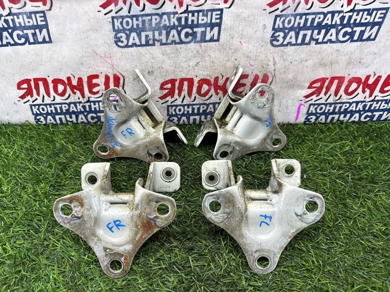 Петля двери ISUZU ELF NHR69E 4JG2 передняя правая (б/у)