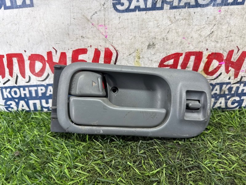 Ручка двери внутренняя HONDA Z PA1 E07Z передняя левая (б/у)