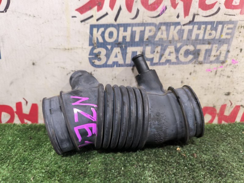 Патрубок воздушного фильтра TOYOTA COROLLA FIELDER NZE161 1NZ-FE (б/у)