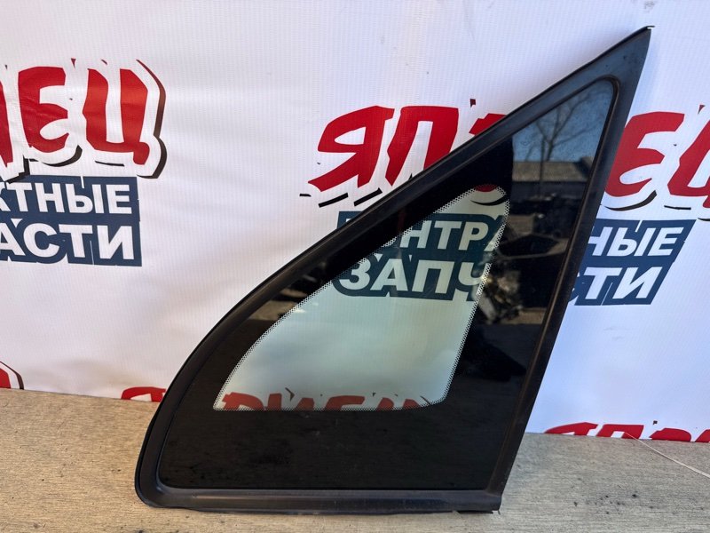 Форточка кузова NISSAN SERENA C25 MR20DE передняя левая (б/у)
