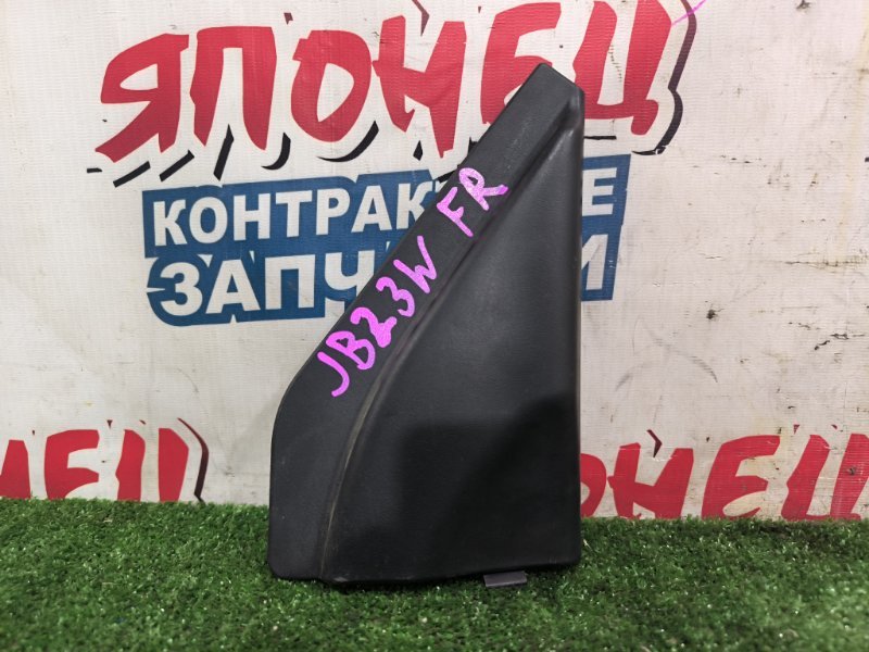 Уголок двери внутренний SUZUKI JIMNY JB23W K6A правый (б/у)