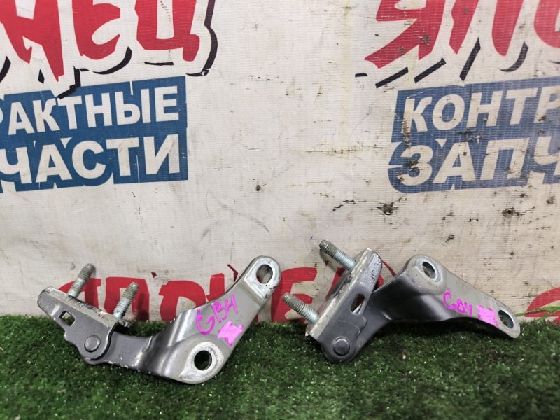Петля двери багажника HONDA FREED SPIKE GB4 L15A (б/у)