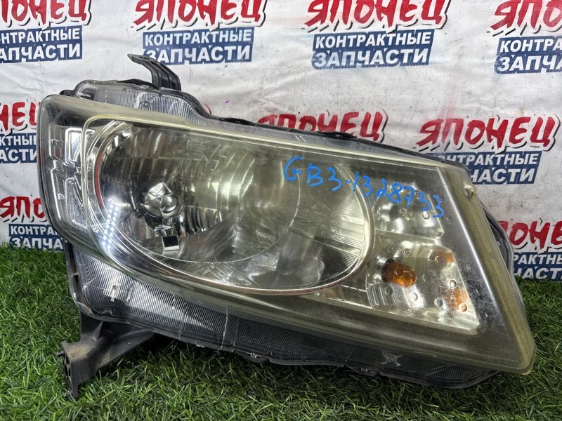 Фара HONDA FREED SPIKE GB3 L15A передняя правая (б/у)