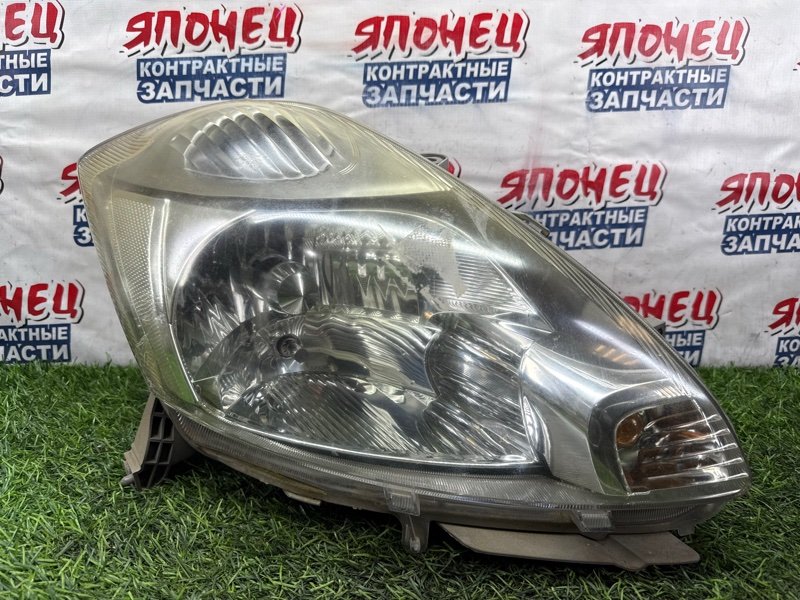 Фара TOYOTA PASSO KGC10 1KR-FE передняя правая (б/у)