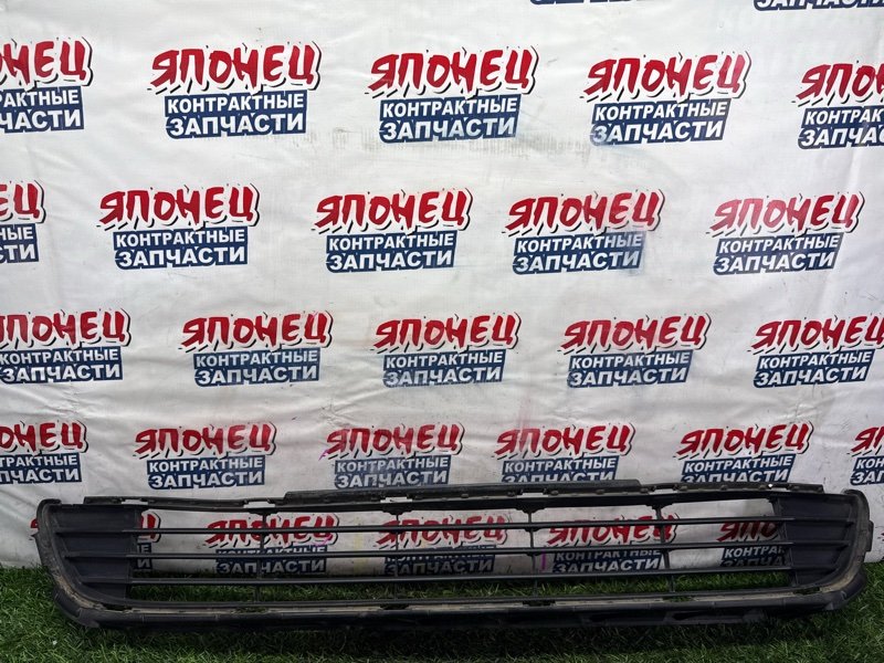 Решетка бамперная TOYOTA RACTIS NCP120 1NZ-FE (б/у)