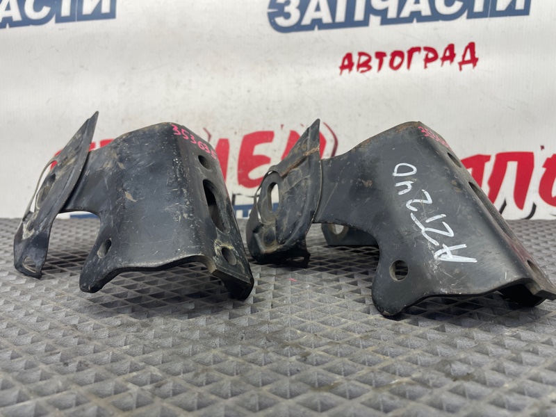 Кронштейн опоры двигателя TOYOTA ALLION AZT240 1AZ-FSE передний (б/у)
