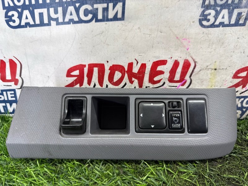 Блок управления зеркалами NISSAN MARCH AK12 CR12DE (б/у)