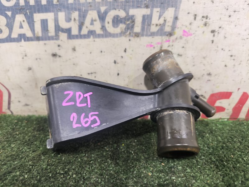 Горловина радиатора TOYOTA PREMIO ZRT265 2ZR-FAE 2010 (б/у)