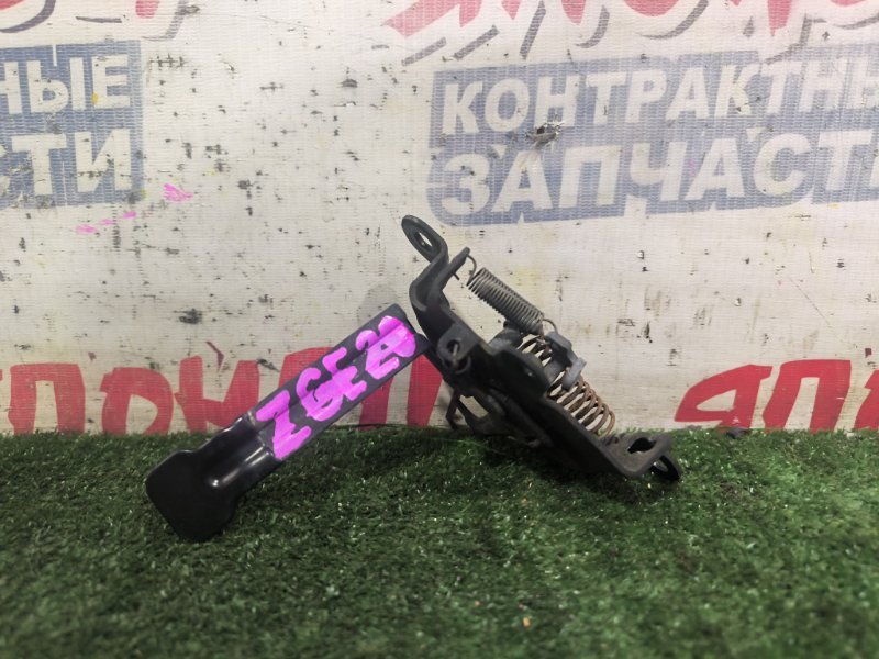 Замок капота TOYOTA WISH ZGE20 2ZR-FAE (б/у)