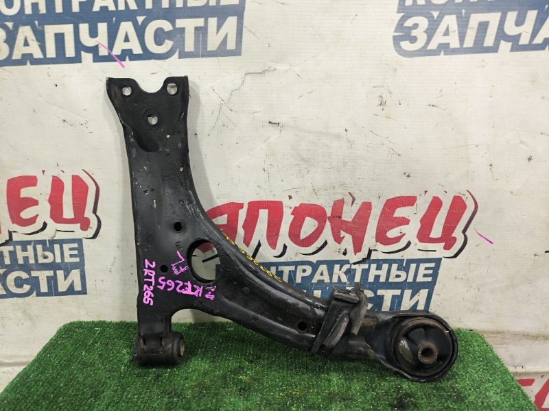 Рычаг нижний TOYOTA PREMIO ZRT265 2ZR-FAE передний левый (б/у)