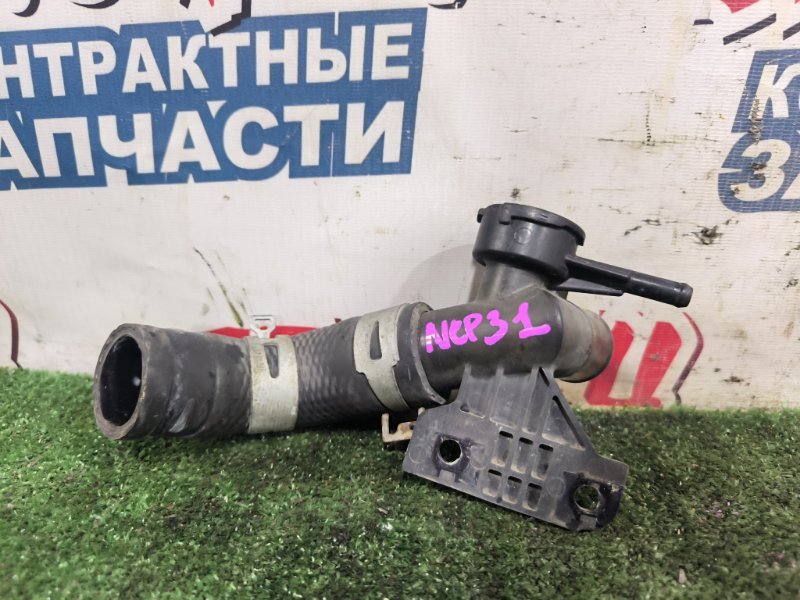 Горловина радиатора TOYOTA BB NCP31 1NZ-FE (б/у)