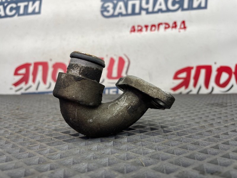 Патрубок системы охлаждения TOYOTA CRESTA JZX90 1JZ-GE 1995 (б/у)