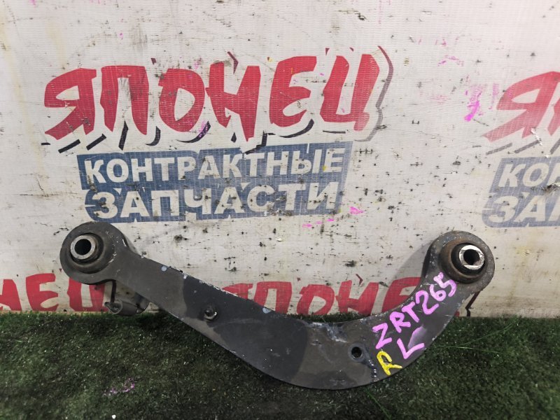 Рычаг верхний TOYOTA PREMIO ZRT265 2ZR-FAE задний (б/у)