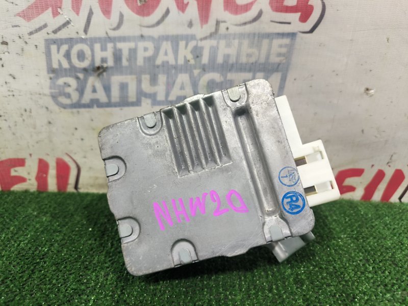 Блок управления рулевой рейкой TOYOTA PRIUS NHW20 1NZ-FXE 2006 (б/у)
