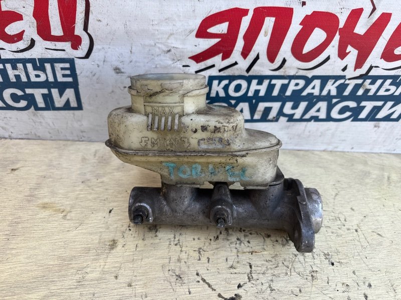 Главный тормозной цилиндр HONDA TORNEO CL3 F18B (б/у)