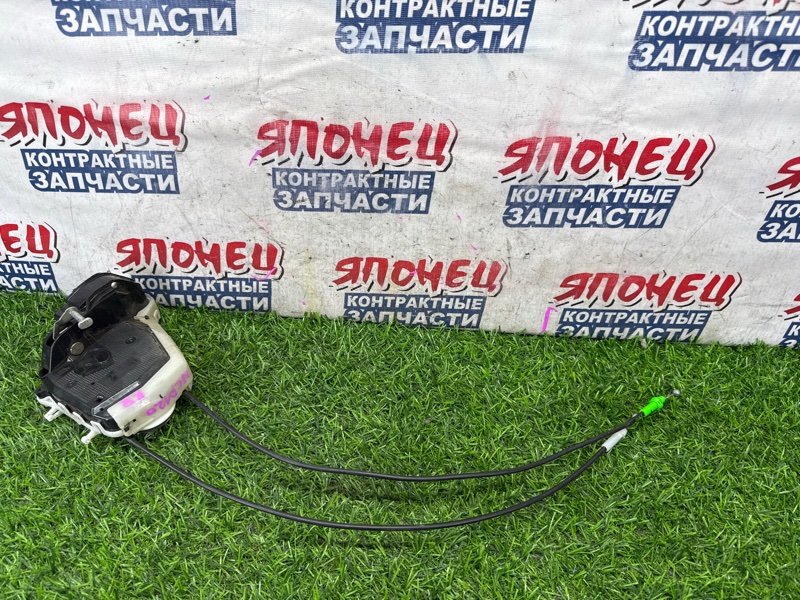 Замок двери TOYOTA RACTIS NCP120 1NZ-FE задний правый (б/у)
