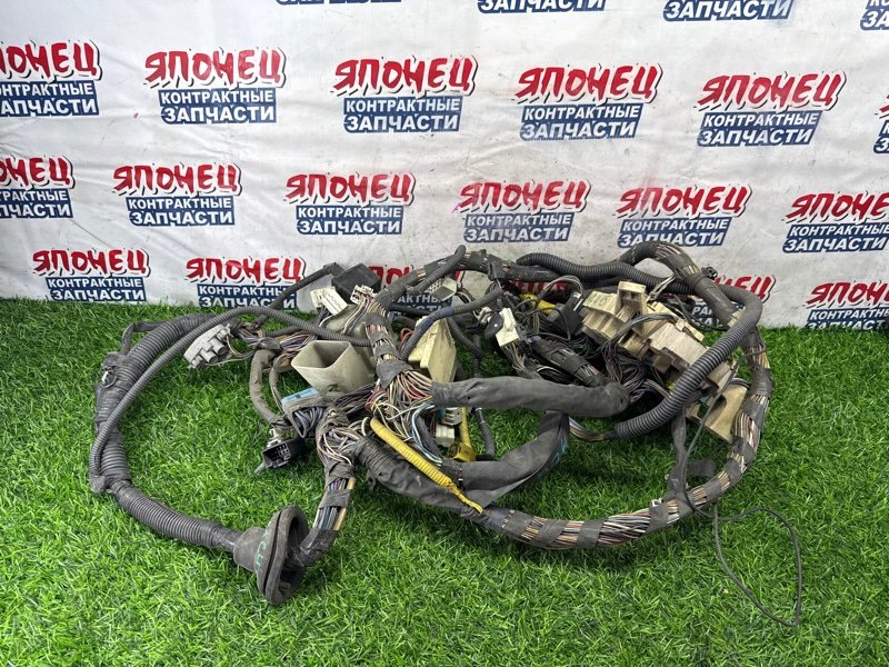 Проводка под торпедо TOYOTA HARRIER MCU15 1MZ-FE (б/у)