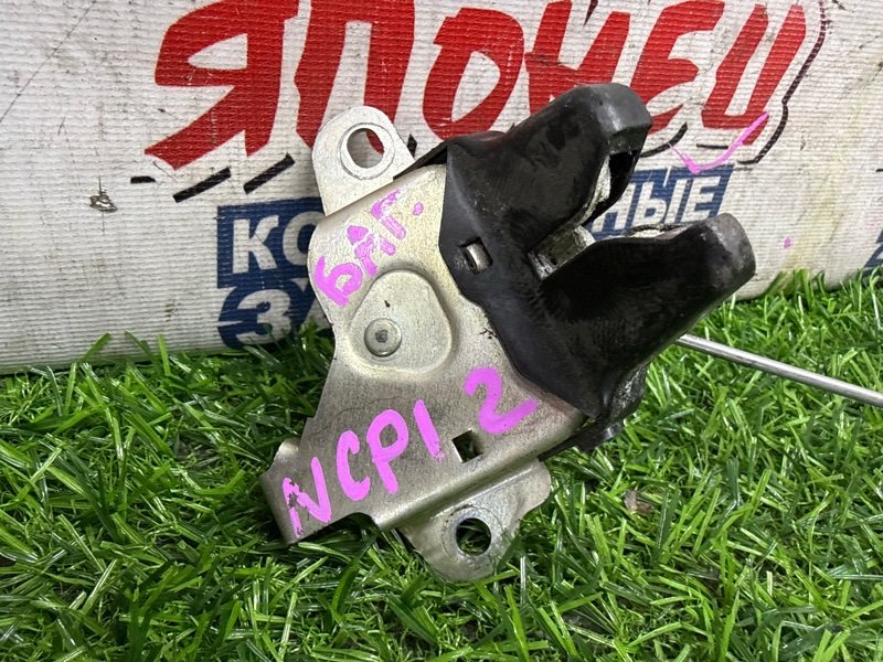 Замок багажника TOYOTA PLATZ NCP12 1NZ-FE (б/у)