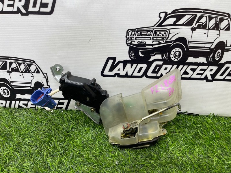 Замок двери TOYOTA LAND CRUISER FZJ80 1FZ-FE задний левый (б/у)