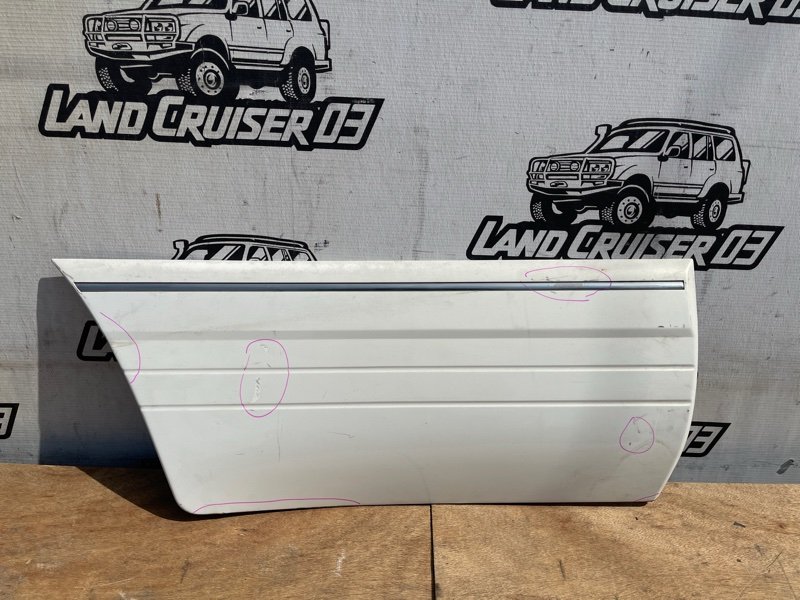 Накладка на дверь TOYOTA LAND CRUISER UZJ100 2UZ-FE задняя правая (б/у)