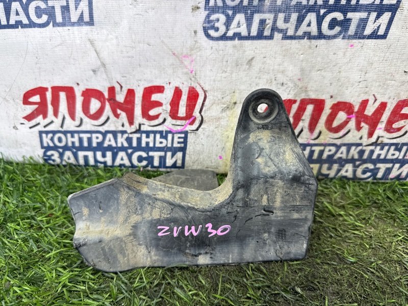 Брызговик TOYOTA PRIUS ZVW30 2ZR-FXE задний левый (б/у)
