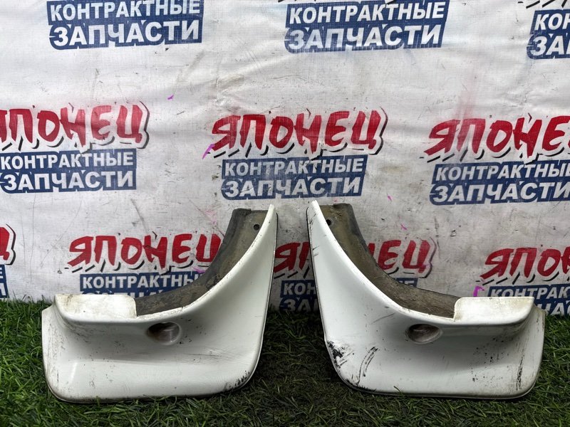 Брызговик TOYOTA ALLION NZT240 1NZ-FE задний (б/у)