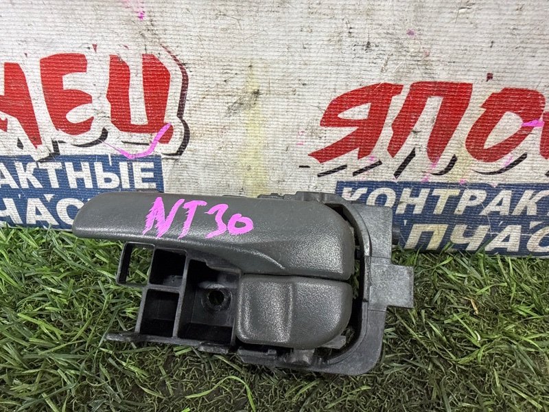 Ручка двери внутренняя NISSAN X-TRAIL NT30 QR20DE задняя левая (б/у)