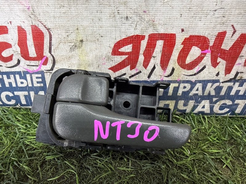 Ручка двери внутренняя NISSAN X-TRAIL NT30 QR20DE передняя левая (б/у)