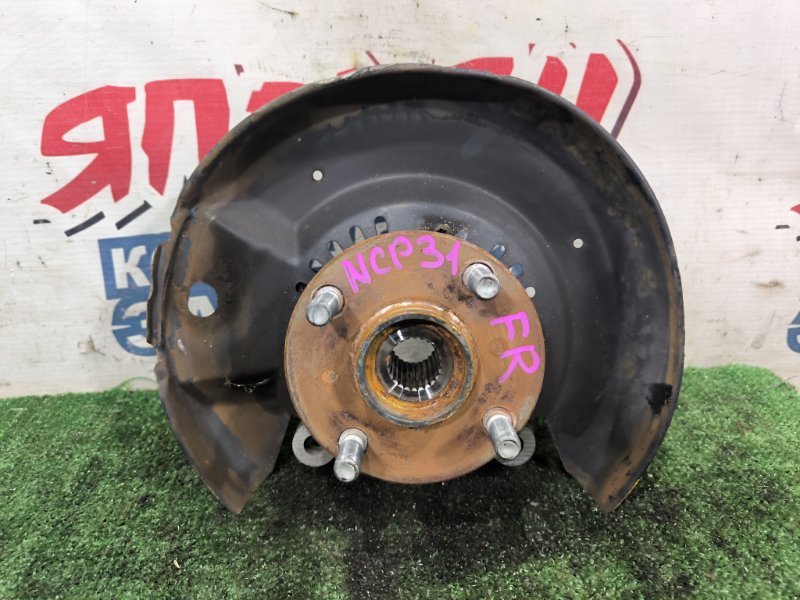 Ступица TOYOTA BB NCP31 1NZ-FE передняя правая (б/у)