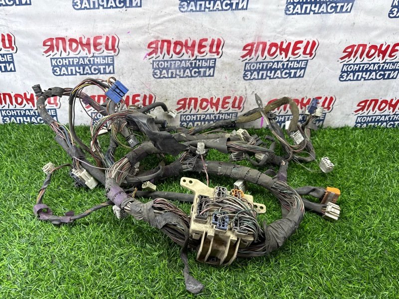 Проводка салона TOYOTA HARRIER MCU15 1MZ-FE (б/у)