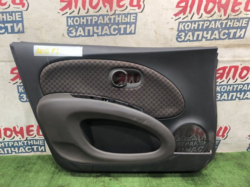 Обшивка двери NISSAN MARCH AK12 CR12DE передняя левая (б/у)