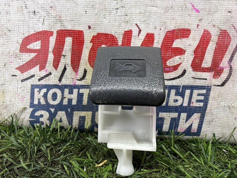 Ручка открывания капота TOYOTA WISH ZGE25 2ZR-FAE (б/у)