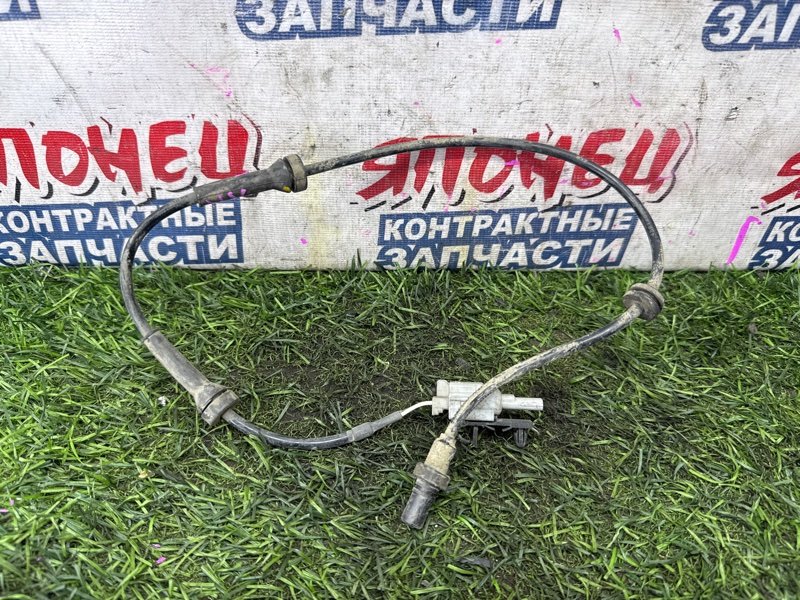 Датчик abs NISSAN SERENA C25 MR20DE задний правый (б/у)