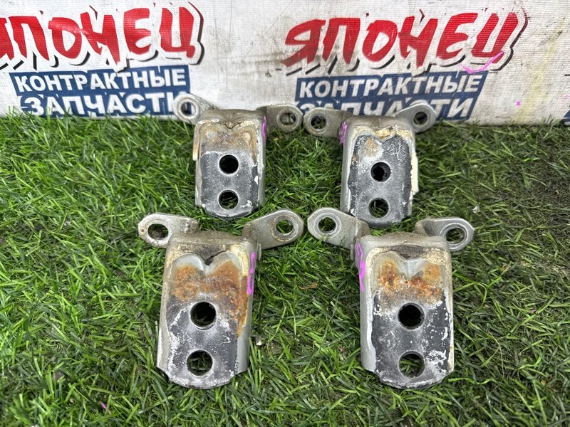 Петля двери NISSAN NOTE E12 HR12DE передняя (б/у)
