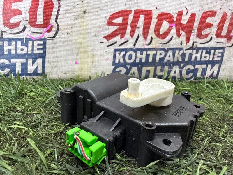 Сервопривод заслонок печки HONDA AIRWAVE GJ1 L15A (б/у)