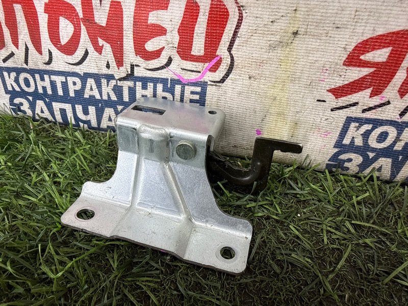 Ручка открывания бензобака HONDA AIRWAVE GJ1 L15A (б/у)